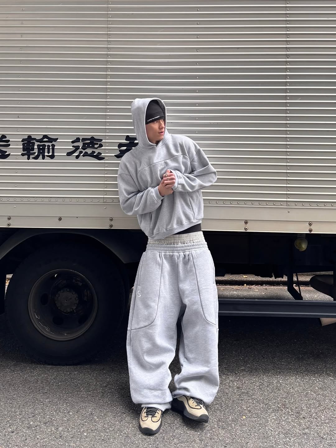 TRACKSUIT PANTS (GREY)