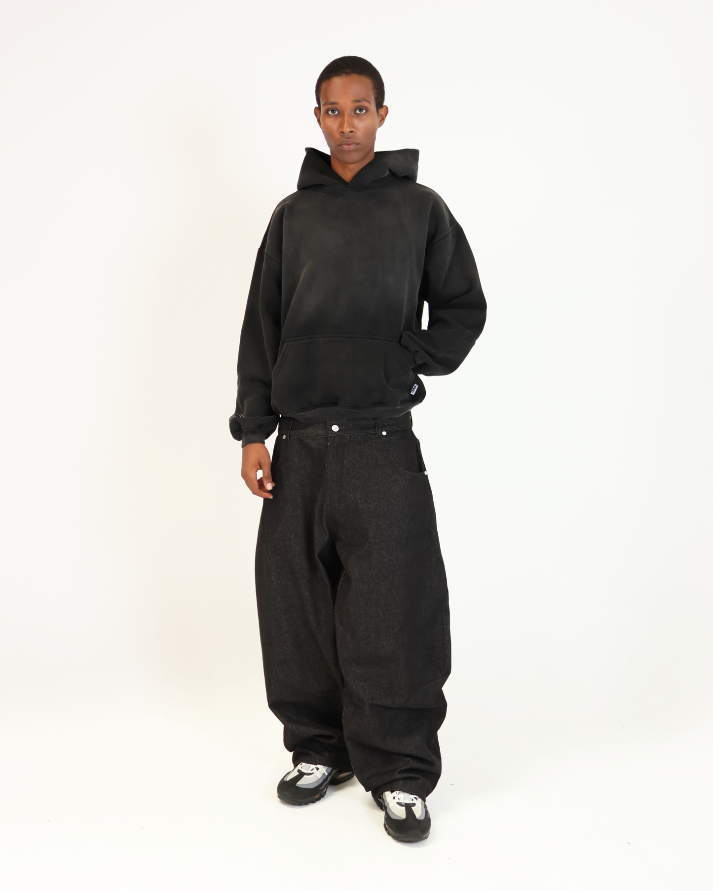 CLOUD HOODIE (BLACK)