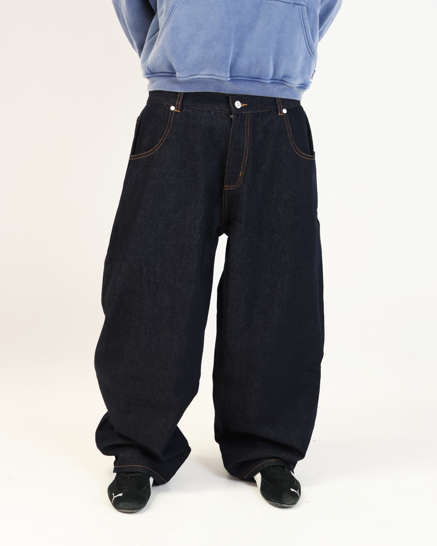 MOTION DENIM (BLUE)