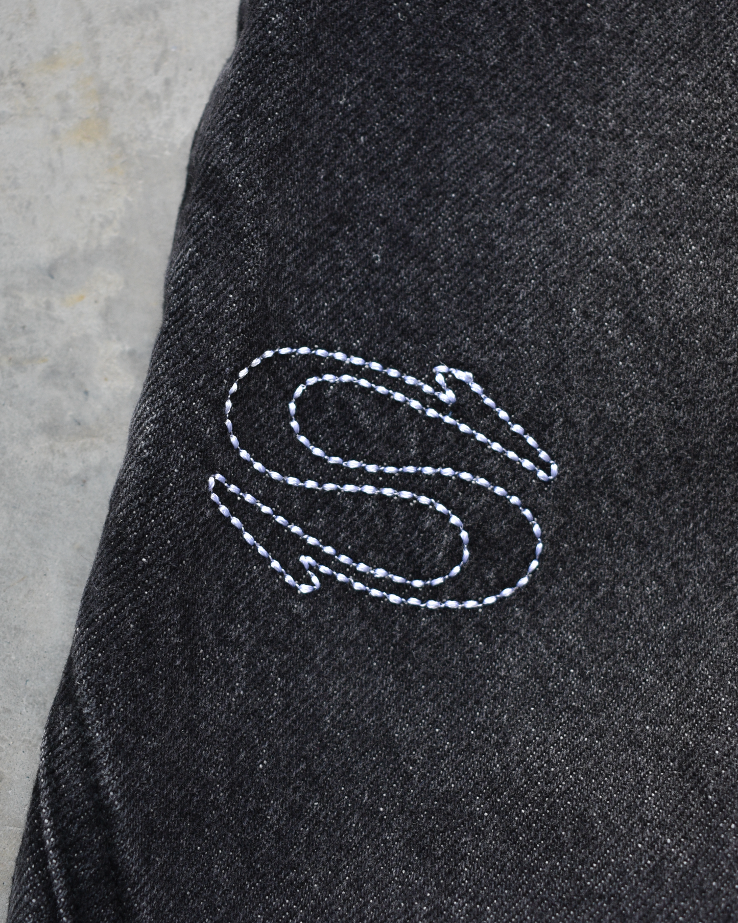 LAYERED JEANS (BLACK)