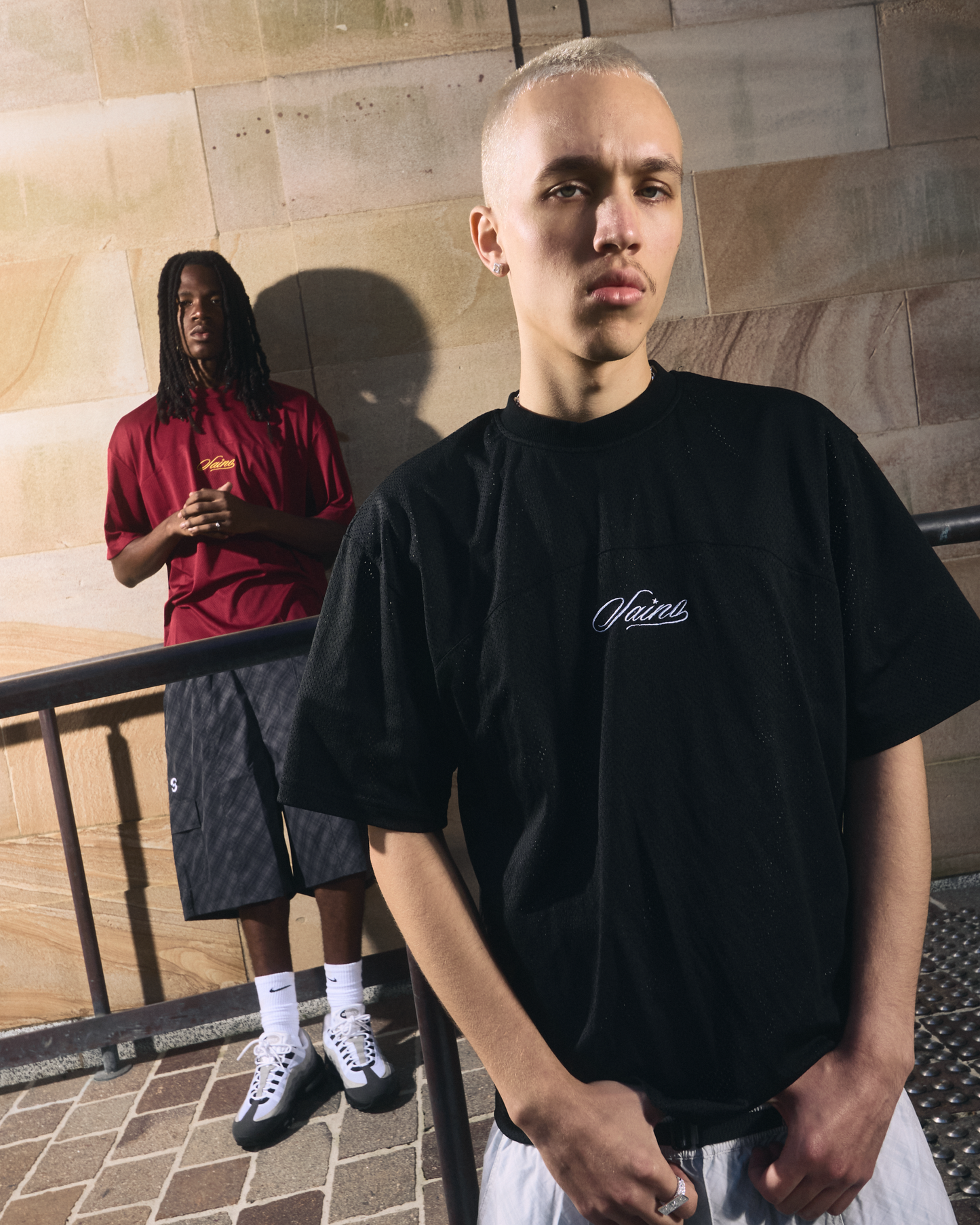 MESH TEE (BLACK)